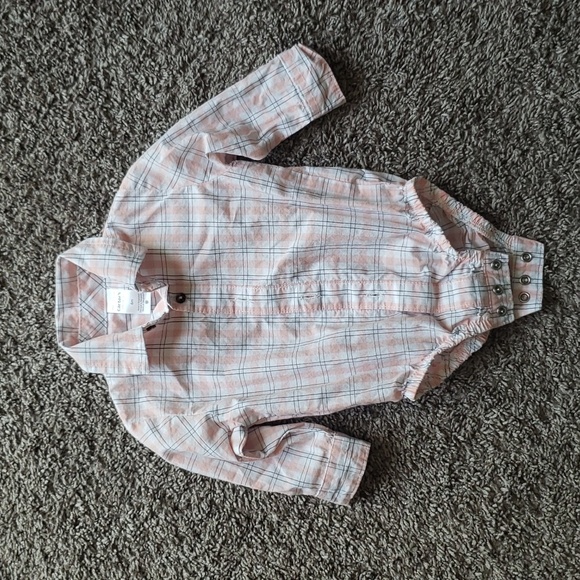 EUC Carter's Just One You Spring Easter Outfit Bow Tie Suspenders Size 6 Months - Picture 4 of 9